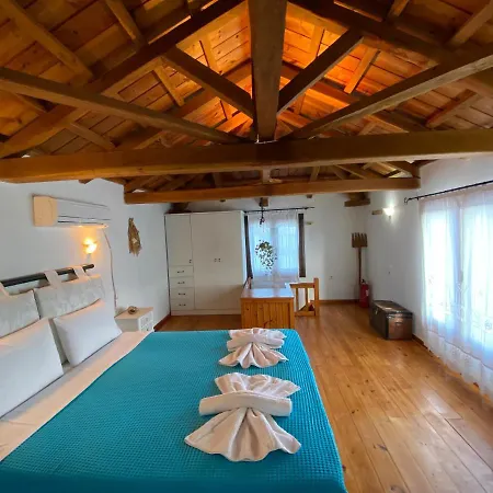 Agnanti 1 Vakantiehuis *